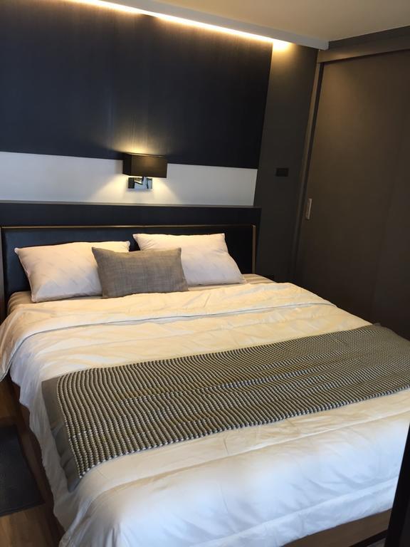 バンコク都 S Bloc Saladaeng Bed & Breakfast エクステリア 写真