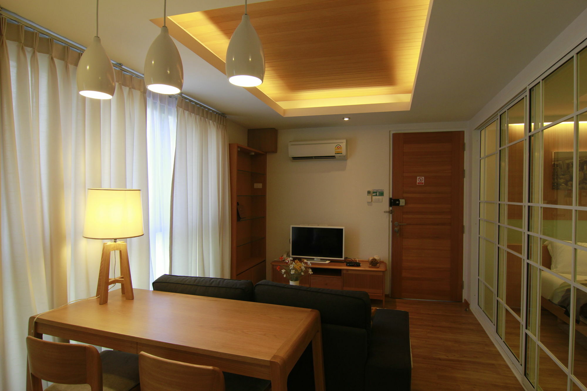 バンコク都 S Bloc Saladaeng Bed & Breakfast エクステリア 写真