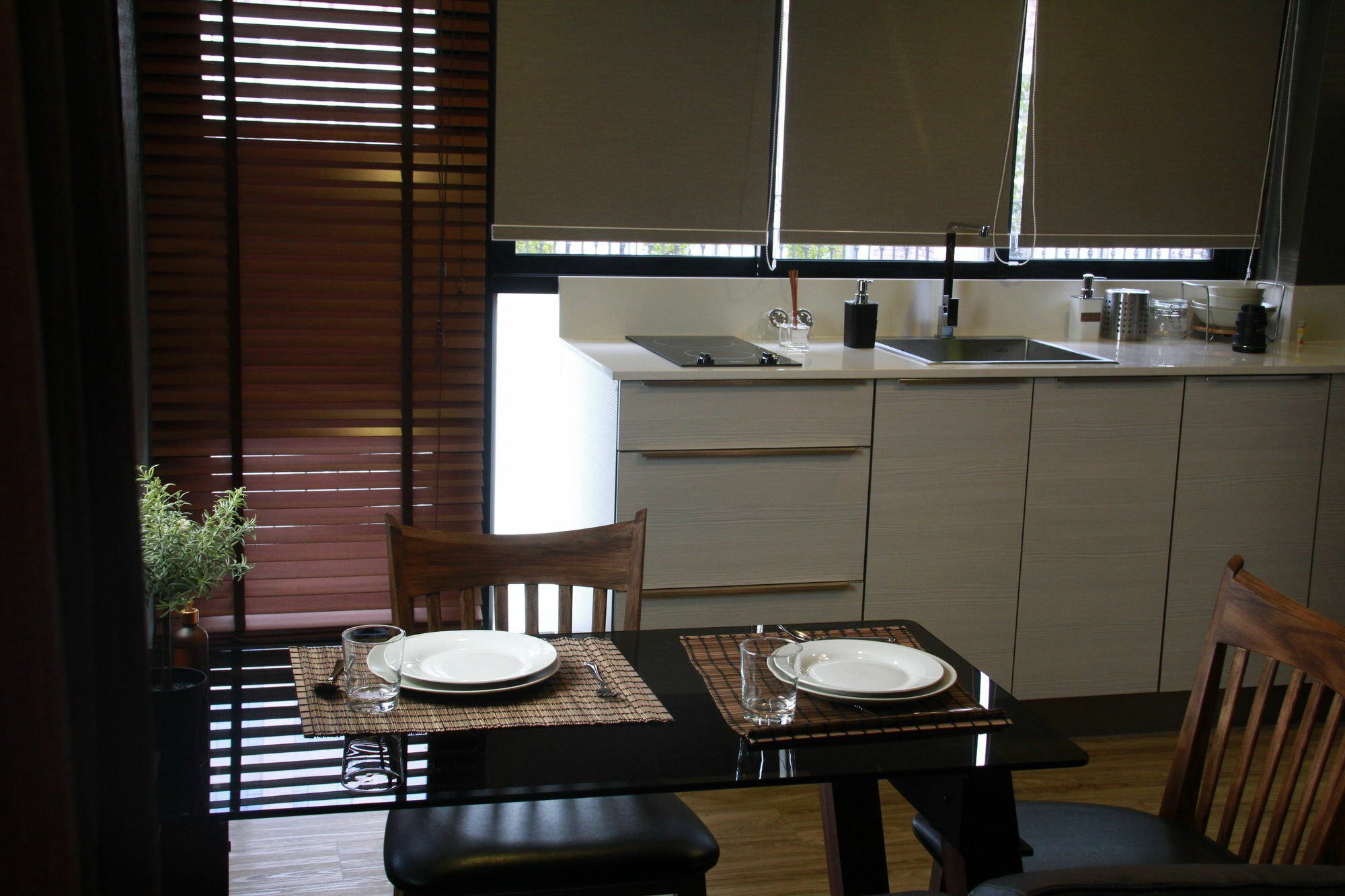 バンコク都 S Bloc Saladaeng Bed & Breakfast エクステリア 写真